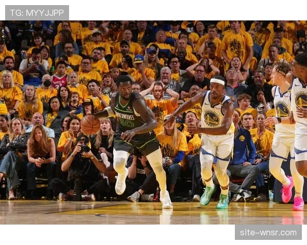 兰德尔全面表现助森林狼 锋线悍将砍30+7+6